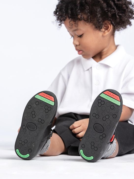 toezone low schuh schwarz deichmann