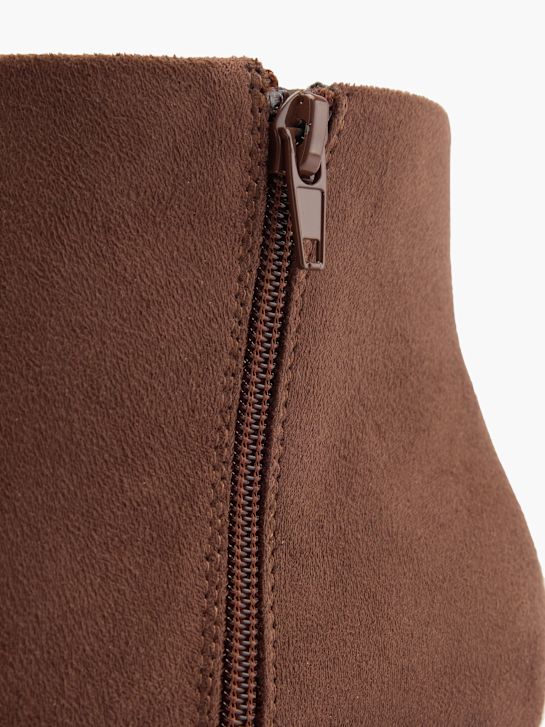 laufsteg-klassische ankle boot brown deichmann